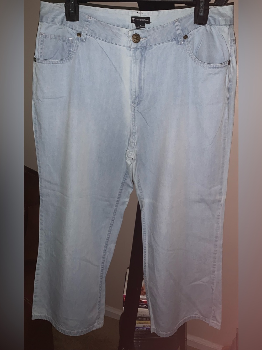 New Directions Cropped Wide Leg Lightweight Jeans 8 Like New
